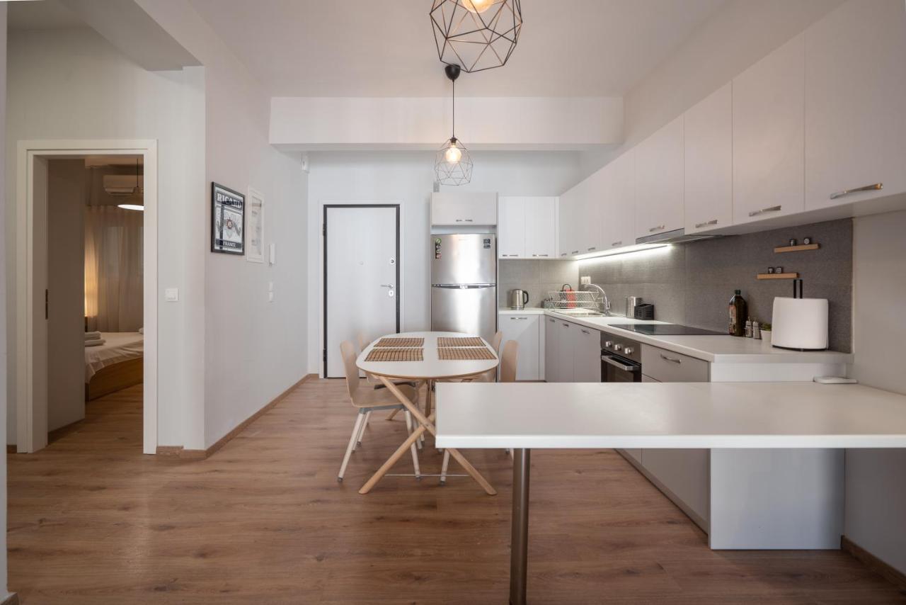 Exclusive Apartment In The Heart Of 아테네 외부 사진