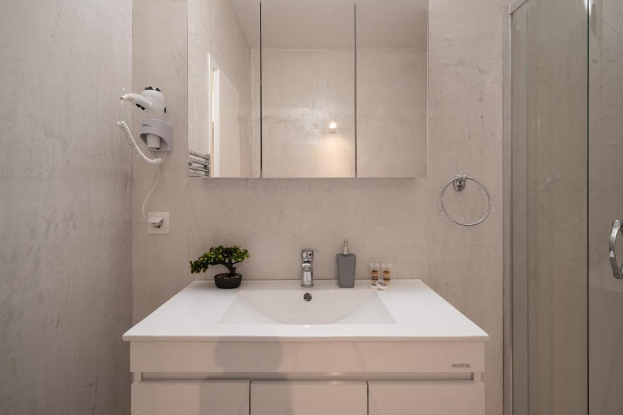Exclusive Apartment In The Heart Of 아테네 외부 사진
