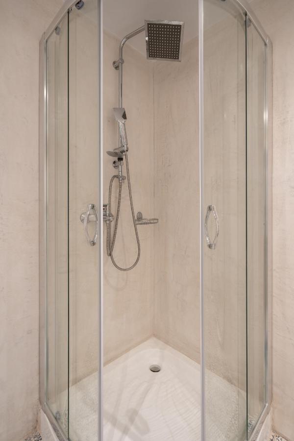 Exclusive Apartment In The Heart Of 아테네 외부 사진