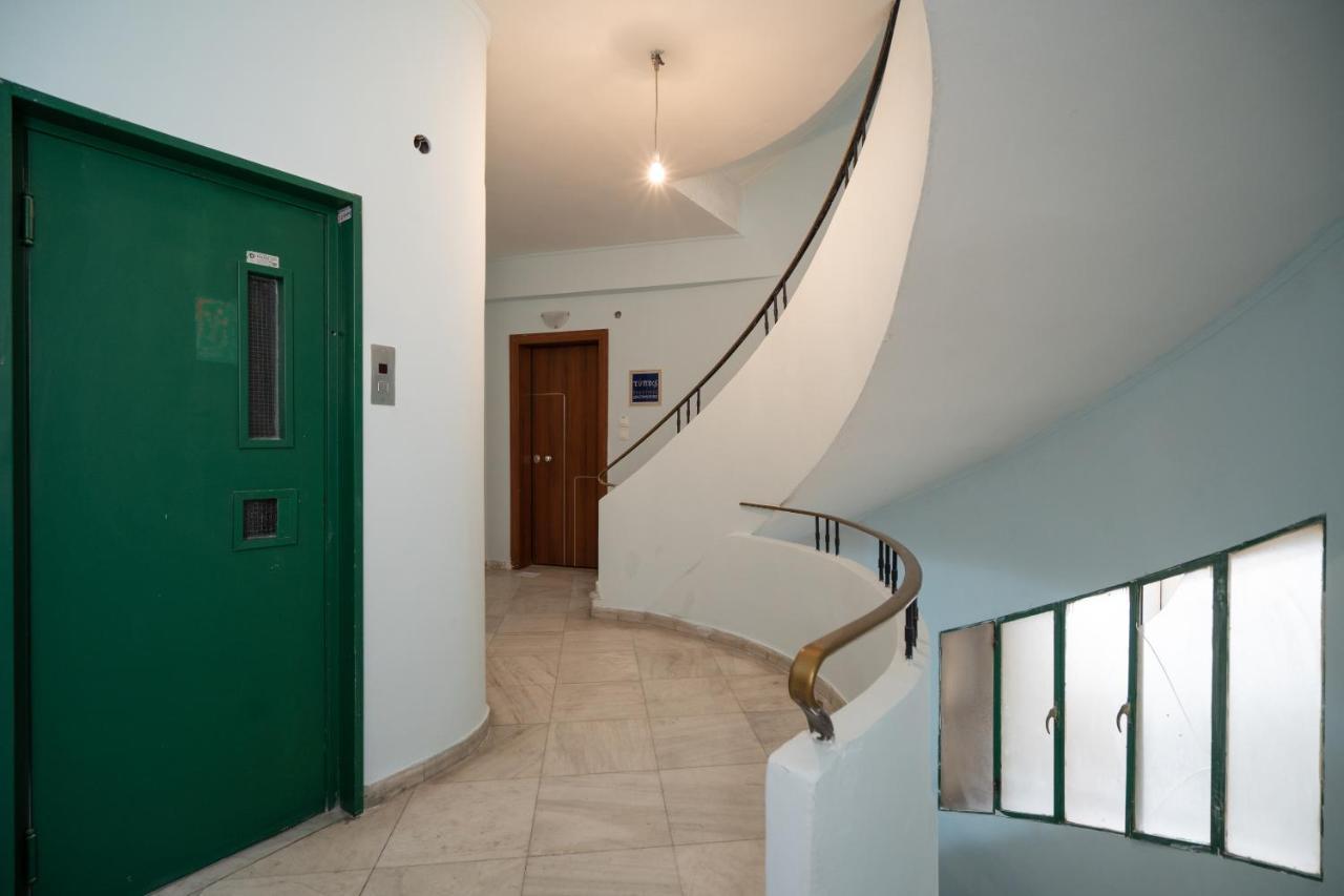 Exclusive Apartment In The Heart Of 아테네 외부 사진